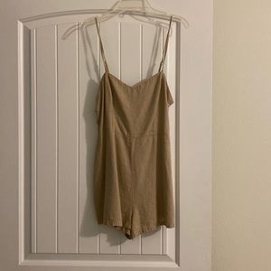 Romper! Adjustable straps!